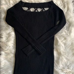 Venus Cutout Long sleeve sweater